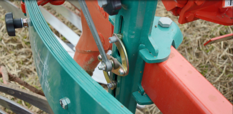 Central-skimmer-adjustment-ghg88t4tkl